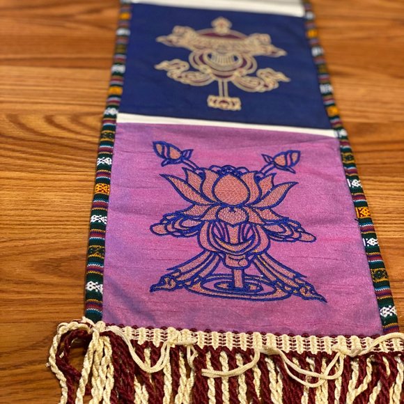 Tibetan Handicraft Embroidered Three Pocket Wall Hanging. - Picture 2 of 5